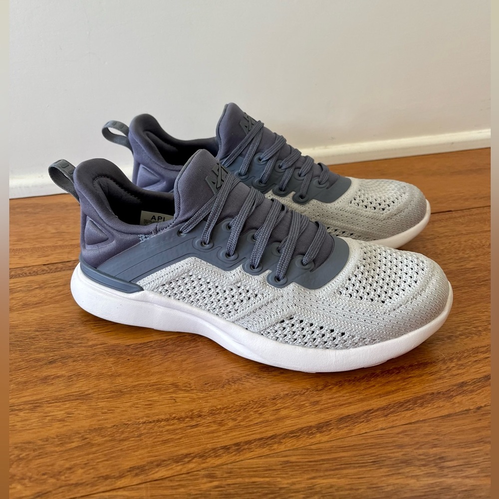 APL Techloom Tracer Sneakers Running Shoes EU 35, Womens 5
